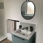 Апартаменты La Petite Porteloise *